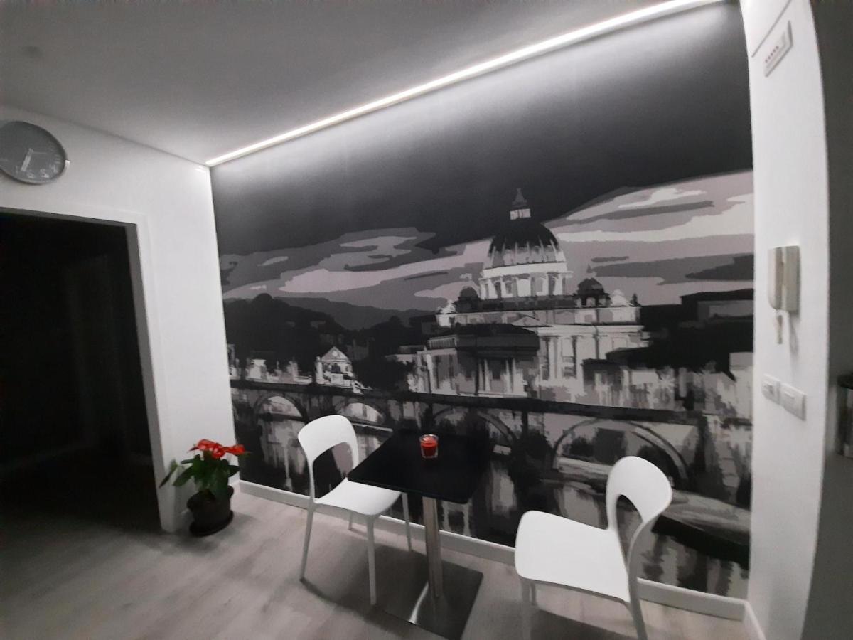 Отель Maritza S House In Рим Экстерьер фото