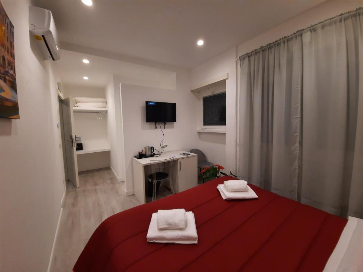 Отель Maritza S House In Рим Экстерьер фото